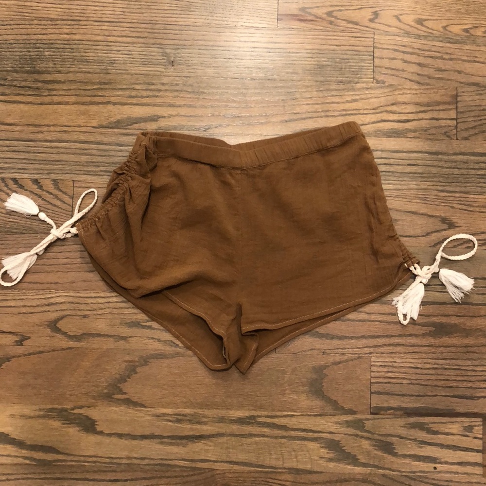 Women’s brown tie shorts